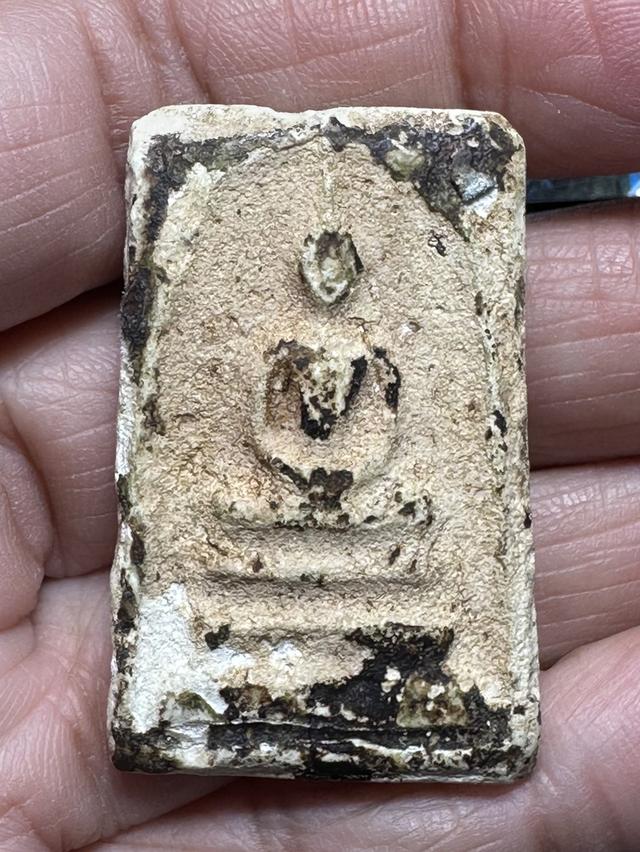 พระสมเด็จ เนื้อเก่าๆ