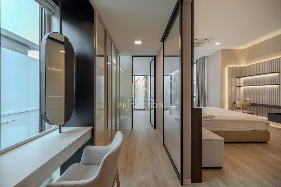 Luxury House For Sale or Rent Vive Krungthep Kreetha 19
