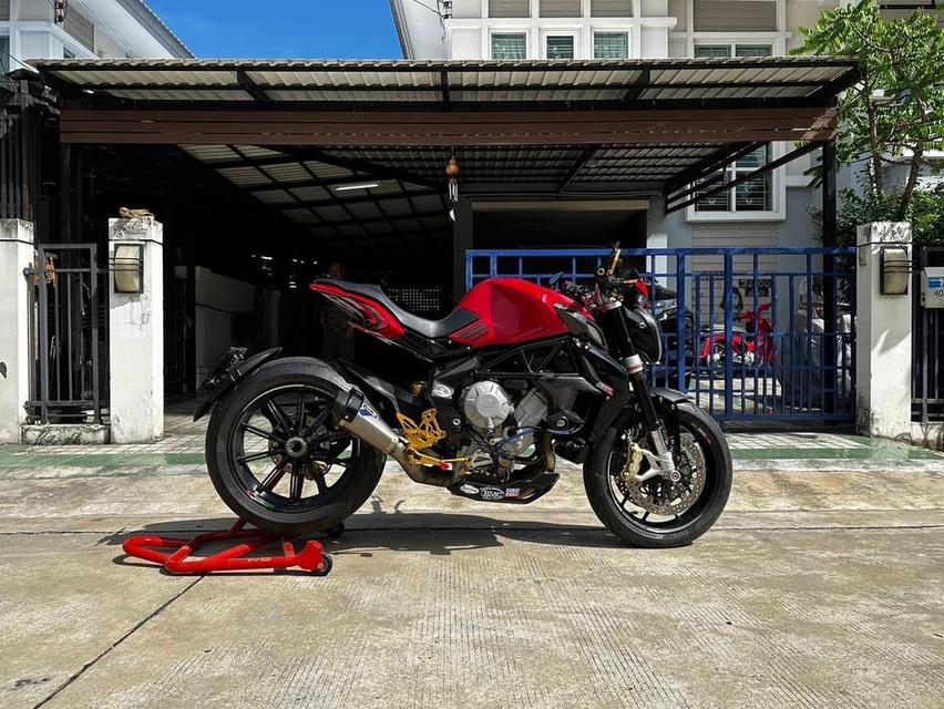 ขายรถสภาพหล่อ MV Agusta Dragster 2