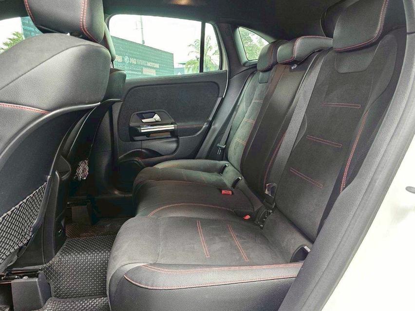 รหัสรถ WMT814 BENZ GLA200 AMG Dynamic ปี 2021 ไมล์ 89,449 km 17