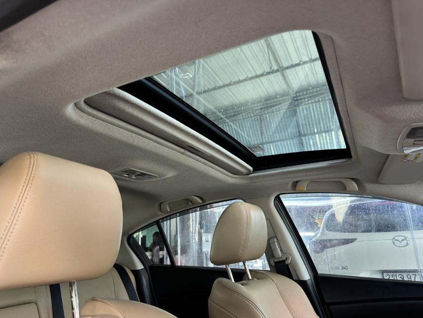 รถยนต์มือสอง MAZDA 3 ปี2011 รูปที่ 3