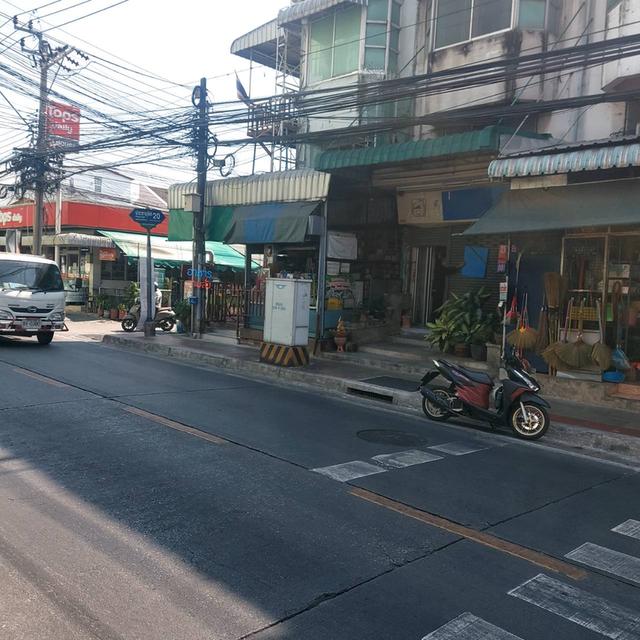 ขายอาคารพาณิชย์ 3.5 ชั้น 4