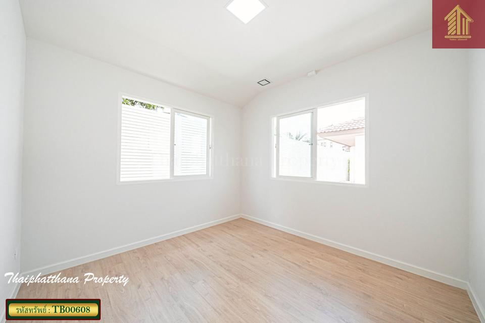 มัณฑนา เลค วัชรพล สุขาภิบาล 5 10