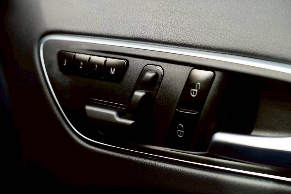 รหัสรถ PR7095 Mercedes Benz W156 GLA 200 ปี 2016 14