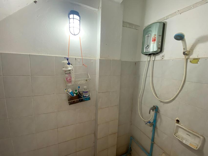 ขายด่วน!! อาคารพาณิชย์ 2 คูหาด้านหน้าทะลุกัน ทำเลดี จ.อุดรธานี (OSS-098) 11