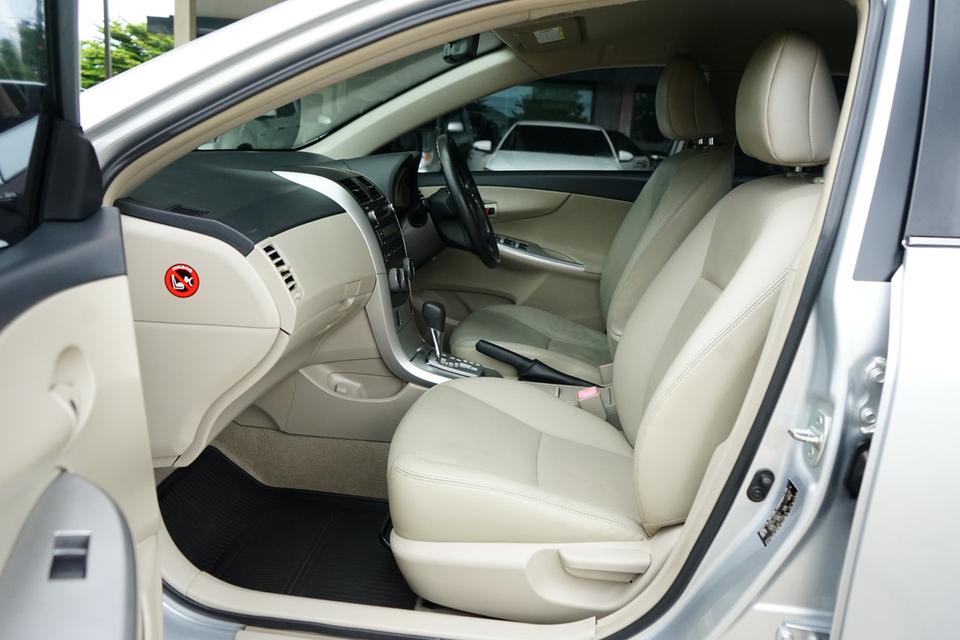 2013 TOYOTA ALTIS 1.6G 8