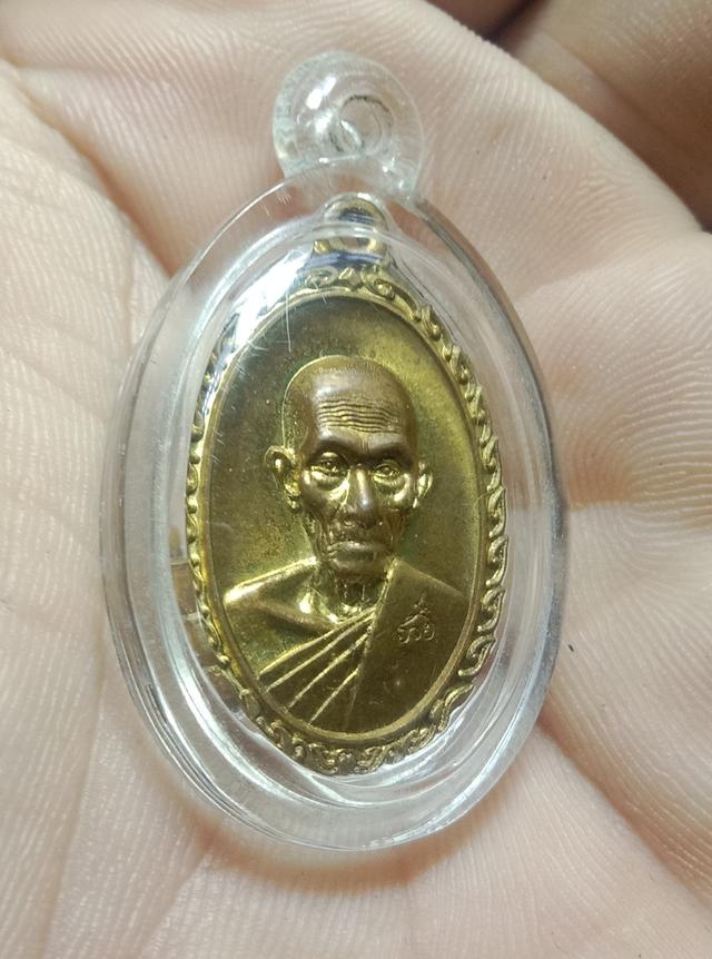 หลวงพ่อรวย รุ่นเฮงเฮง รวยรวย ปี2560 พิมพ์ใข่ปลาบล็อคแรกนิยม
