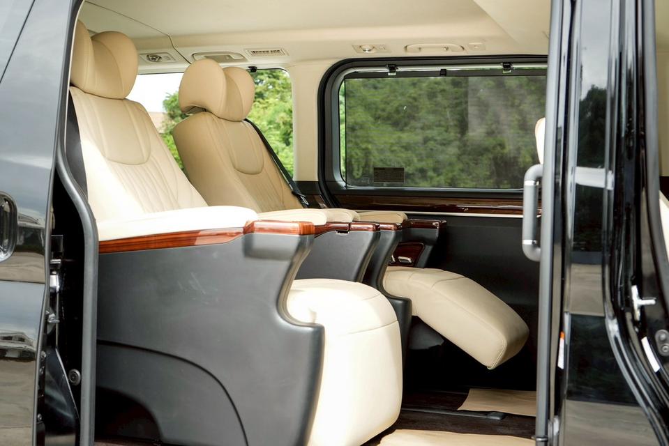 Toyota majesty  ไมล์ 8xxxx km. 13