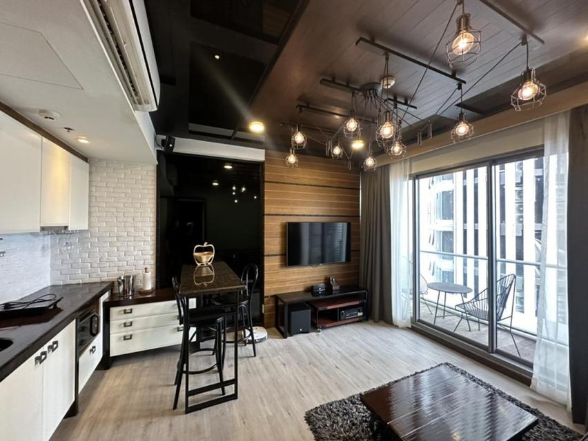 ปล่อยเช่าคอนโด The Loft Ekkamai 13