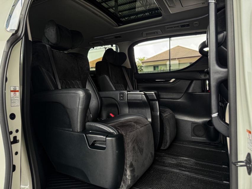 รหัสรถ WRT9108 2016 TOYOTA VELLFIRE, 2.5 15