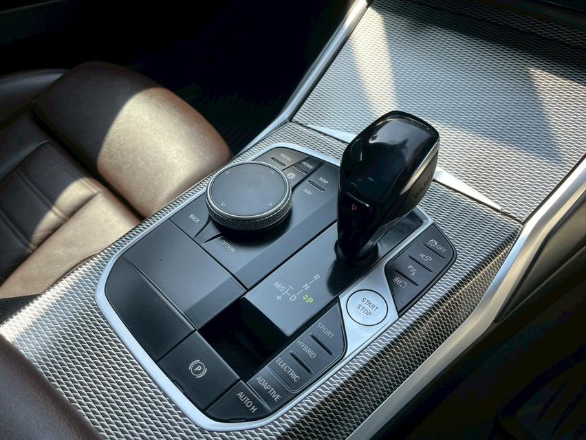 BMW 330e 2.0 M Sport รถปี 2020 จดทะเบียน ปี 2022 15