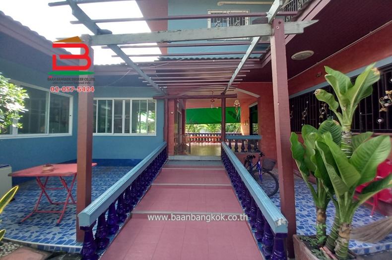 ที่ดินพร้อมบ้าน หมู่บ้าน คาซาลีน่า 1 (ซอยนิมิตใหม่ 14) เนื้อที่ 373 ตรว. ถนนนิมิตใหม่ แขวงทรายกองดิน เขตมีนบุรี กรุงเทพมหานคร 2