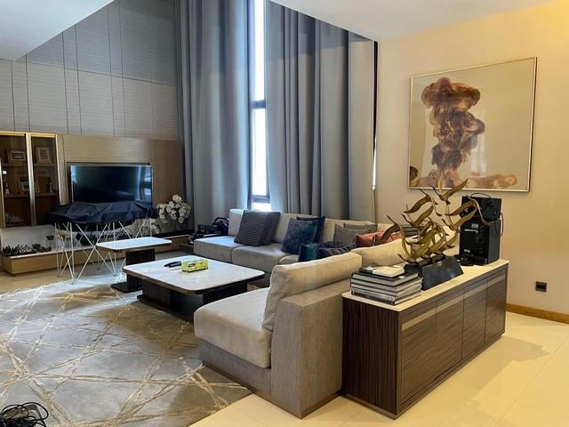 ขายบ้านเดี่ยว 3 ชั้น Parc Priva เทียมร่วมมิตร เนื้อที่ 117 ตร.วา สระว่ายน้ำในตัว Built-in ทั้งหลัง พร้อมเข้าอยู่ 1
