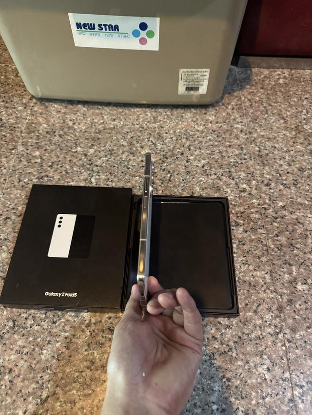 ขายๆๆๆถูกSamsungFold5 512กิ๊กRam12สีใหม่หายาก Cream ยกกล่องอีมี่ตรงสูนTrueสภาพสวยการใช้งานดีเยี่ยมทุกๆฟังชั่นเครื่องรีสโตได้ตลอดไม่มีติดแอคเค้าใดๆคับ 6