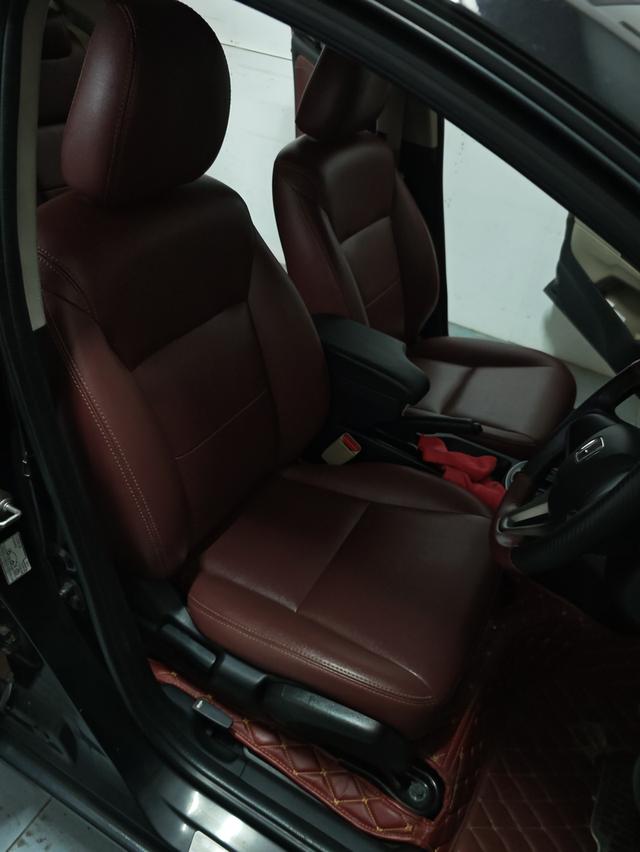 Honda city ปี 2015 รุ่น v 14