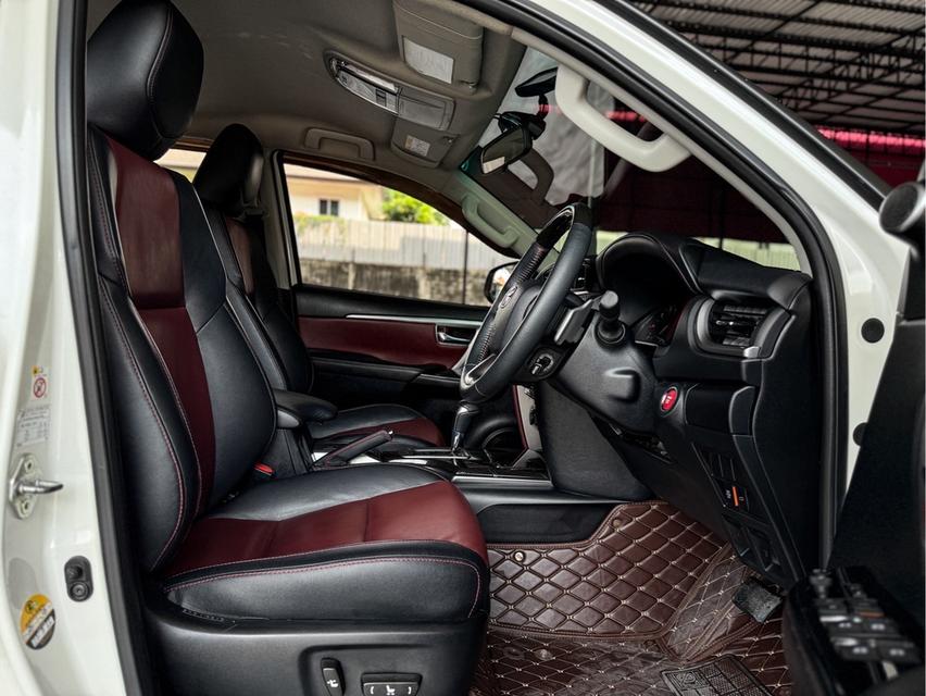 รหัสรถ WRT4613 2018 TOYOTA FORTUNER, 2.8 TRD SPORTIVO 4WD  14