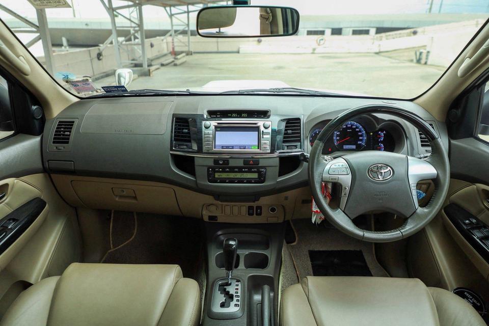 TOYOTA FORTUNER 3.0 V 2WD 2012SUV 7 ที่นั่ง เครื่อง 3000 VNT แรง ทน ซ่อมง่าย รูปที่ 16