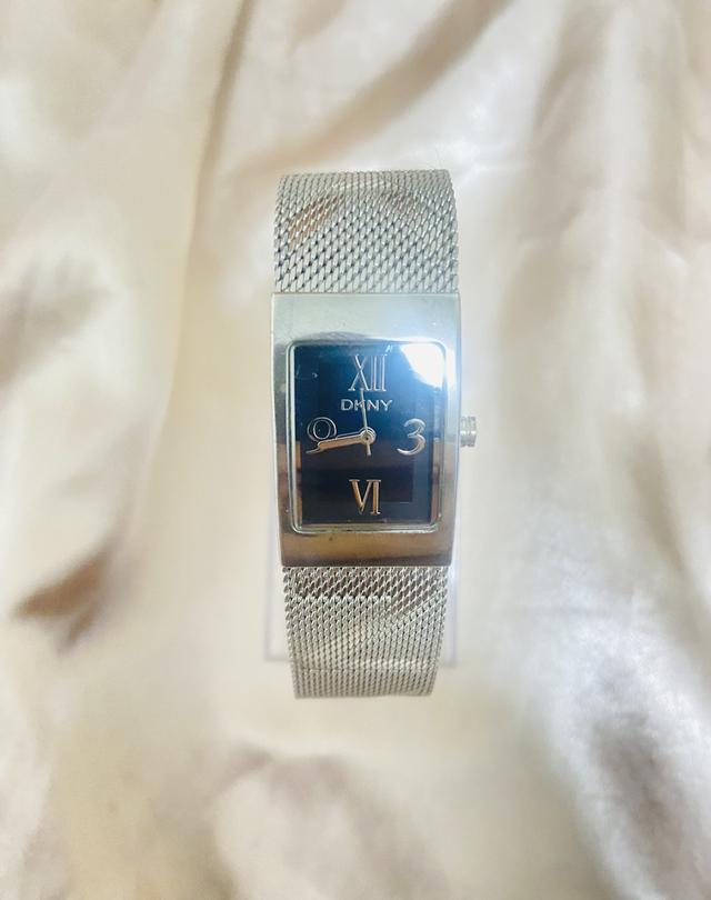 นาฬิกา DKNY มือสองของแท้