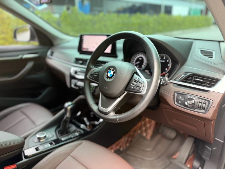 BMW X1 sDrive20d X-Line 2021 สีดำ มี Bsi 10 ปี หมด 10/10/2031 หรือ 100,000 Km. รูปที่ 8