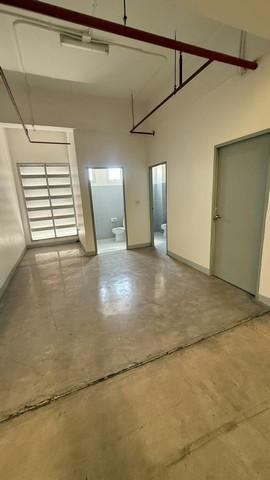 รหัสC7101 ให้เช่าโกดังพร้อมออฟิศ พื้นที่ 1,500 ตรม. ทำเลศรีราชา แหลมฉบัง ชลบุรี 6