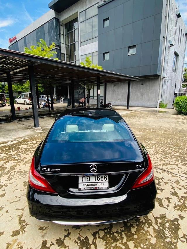 Mercedes-Benz CLS 250 CDI AMG สีดำ 3