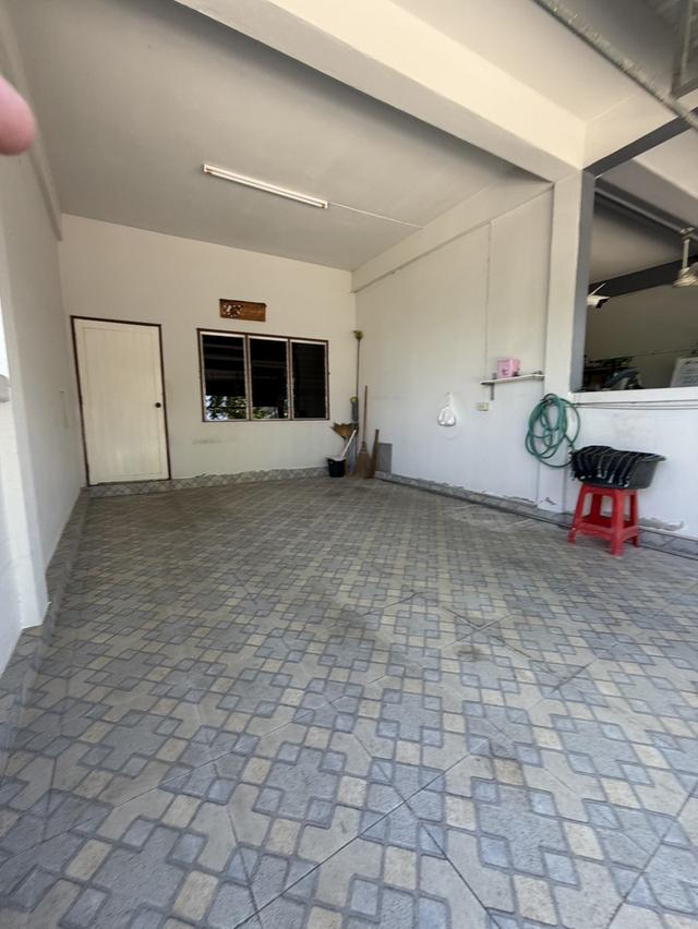 ทาวเฮ้าส์ 2 ชั้น 2 ห้องนอน 2 ห้องน้ำ 3