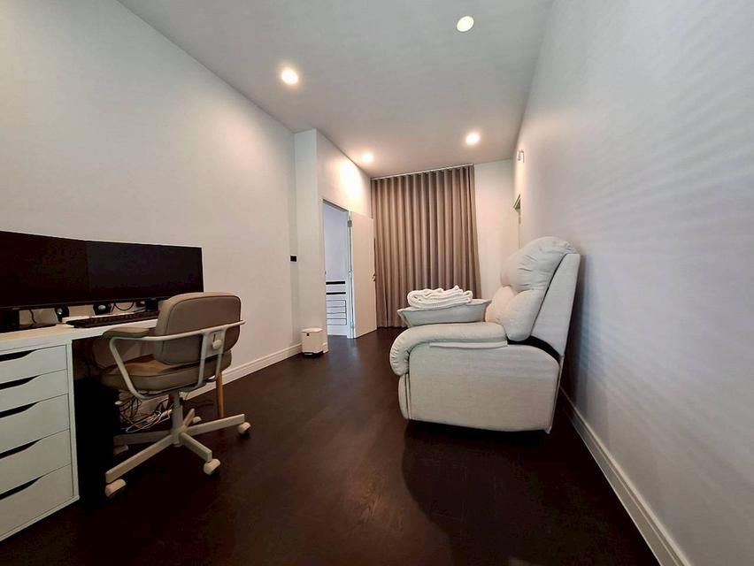 ขายถูกสุดในโครงการ บ้านเดี่ยว เศรษฐสิริ ทวีวัฒนา ถนนศาลาธรรมสพน์บ้านหรูสำหรับครอบครัวขนาดกลาง ฟรีเครื่องฟอกอากาศทั้งหลัง 11