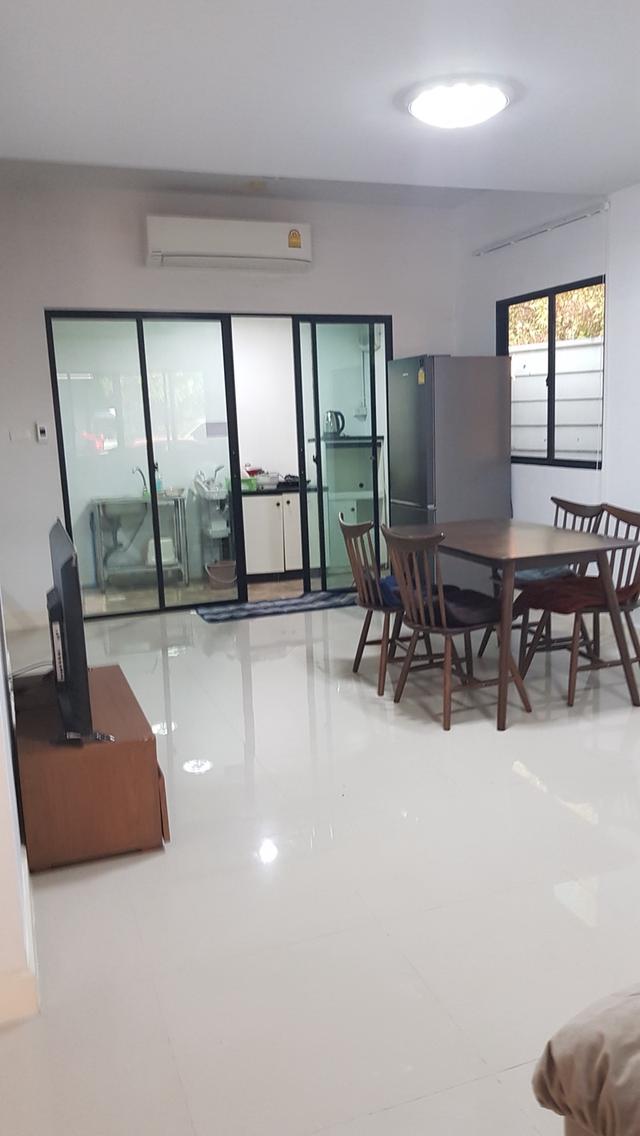 ให้เช่าทาวน์โฮม2ชั้นห้องริมแอร์ทั้งหลัง.ใกล้ศูนย์ราชการแจ้งวัฒนะ 6