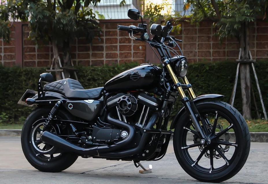 Harley Davidson Iron 883 ปี 21 รถสวยแต่งสวย