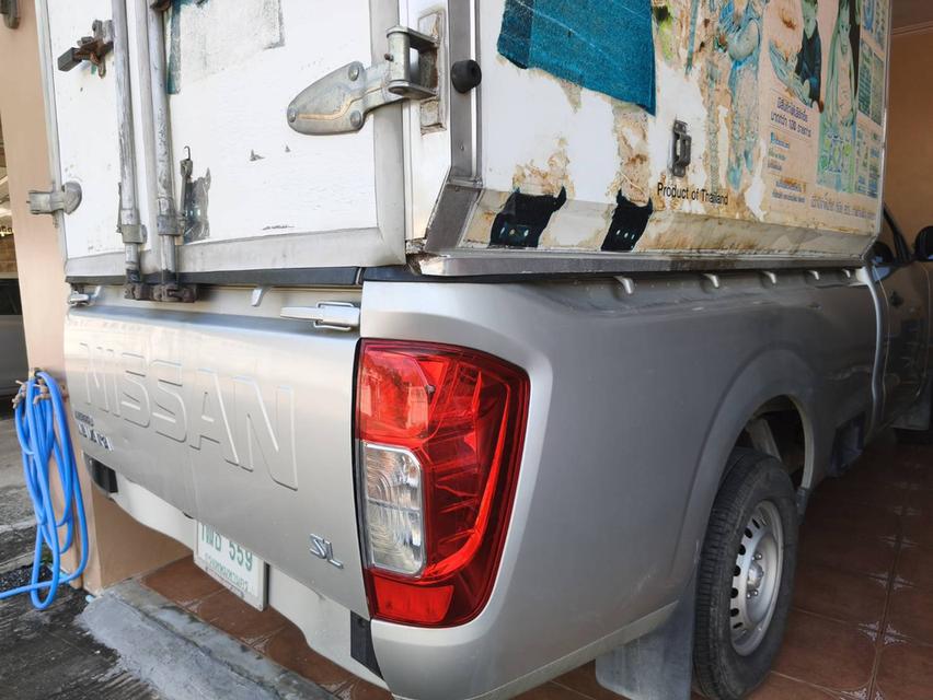 ขายรถสวยมือเดียว Nissan Navara NP300 SL ดีเซล กระบะสูง ปี 2015 ! ! ขับน้อย แค่ 5หมื่น กม. ไม่เคยชน เจ้าของขายเอง