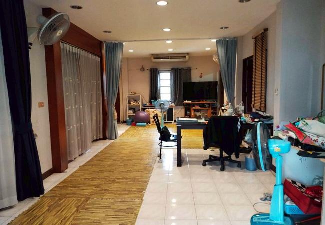 ขายบ้านเดี่ยว หมู่บ้านเบญจรงค์ รามคำแหง 178 เนื้อที่ 75 ตร.ว. 2 ชั้น 5 นอน 5 น้ำ 3