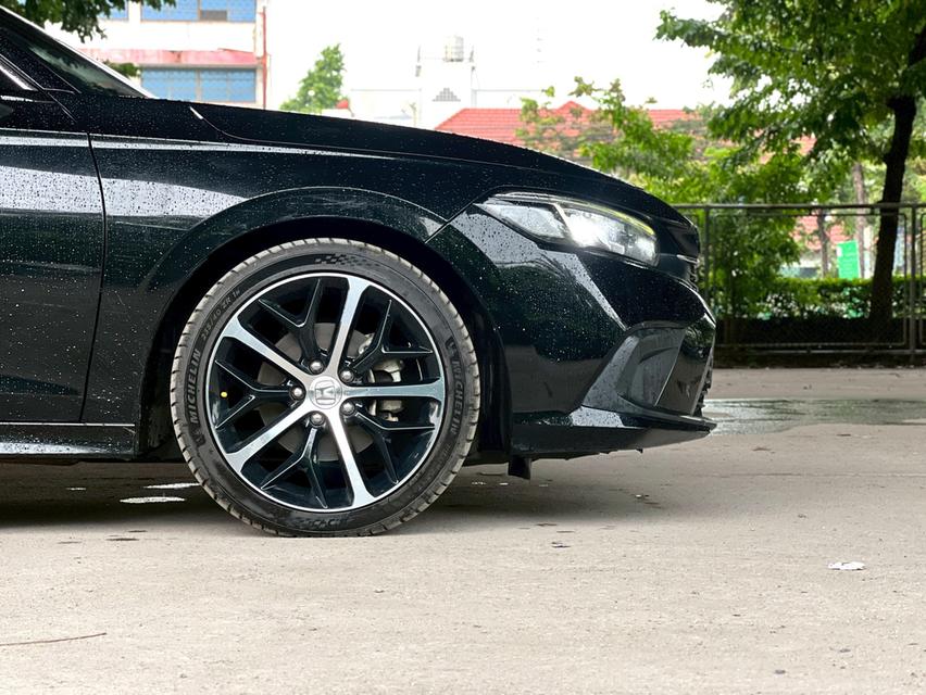 Honda CIVIC 2.0 RS e:HEV AT ปี 2022 รถสวยมือเดียว รุ่นท๊อป ฟรีดาวน์ 19