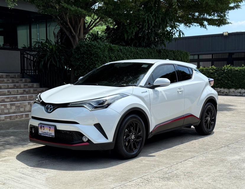 2019 TOYOTA CHR HV MID รถมือเดียว สภาพป้ายแดง เลขไมล์ 58,000 กม รถเข้าศูนย์ทุกระยะ ไม่เคยมีอุบัติเหตุครับ 4