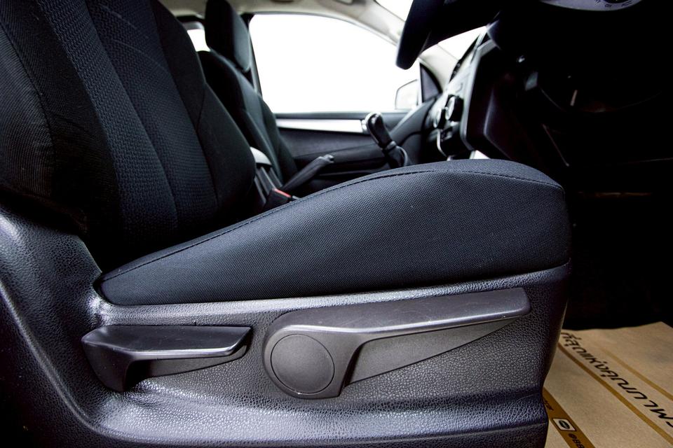 ISUZU D-MAX 2.5 Z HI-LANDER SPACECAB 2012  6