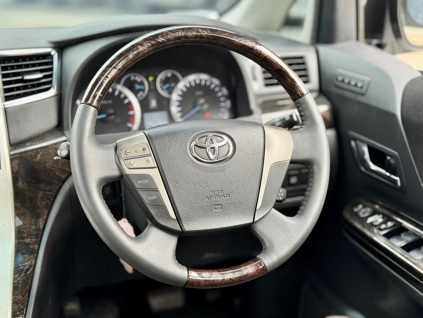 TOYOTA VELLFIRE 2.4 ZG EDITION 2013  8