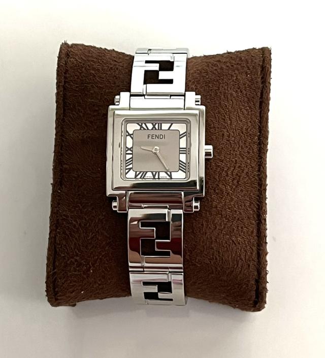 นาฬิกา FENDI 