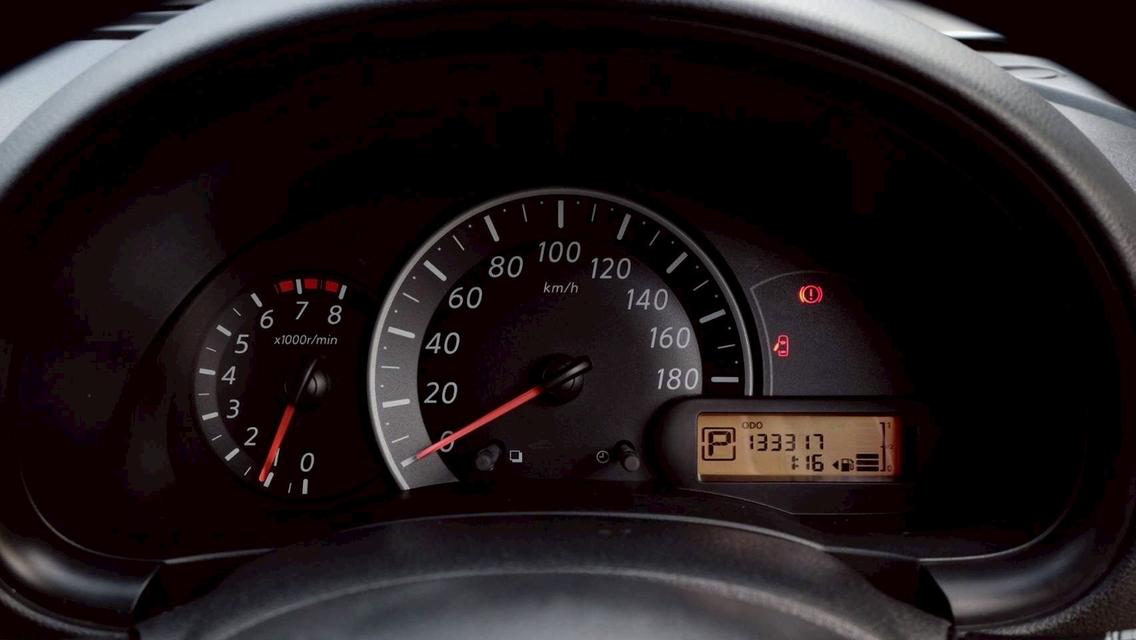 รหัสรถ KN7181 NISSAN MARCH รุ่น E 1.2 เบนซิน AUTO ปี 2013 11