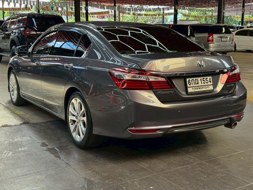 HONDA ACCORD 2.4 EL ปี2017 รถมือเดียว ออกห้างป้ายแดง บุ๊คครบ เช็คศูนย์ทุกระยะ 9