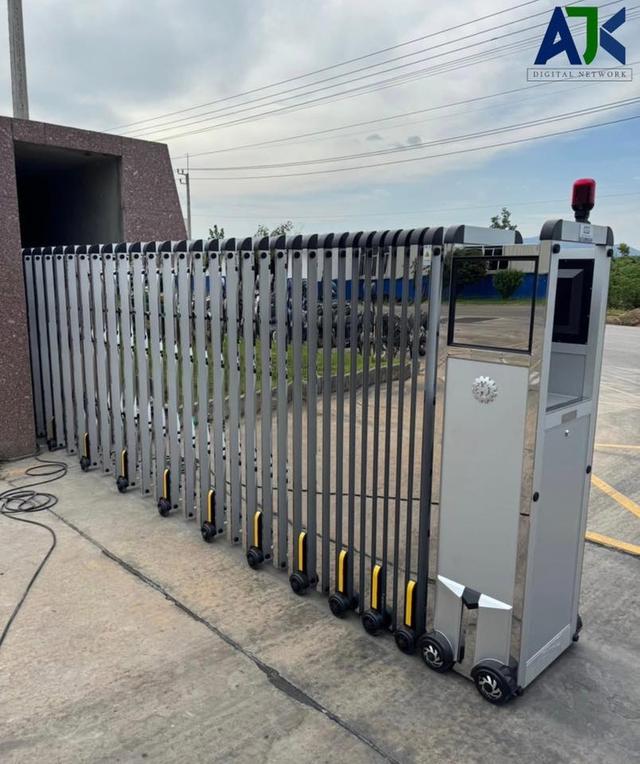 FOLDINGGATEศรีราชา ประตูเลื่อนอัตโนมัติศรีราชา Foldinggateศรีราชา ประตูรั้วโรงงานศรีราชา ประตูพับเก็บอัตโนมัติศรีราชา Folding Gate ศรีราชา 6