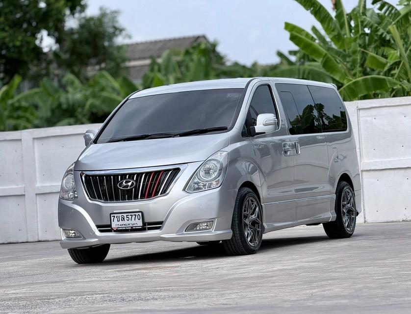 รหัสรถ WRT5770 2012 HYUNDAI GRAND STAREX, 2.5 VIP