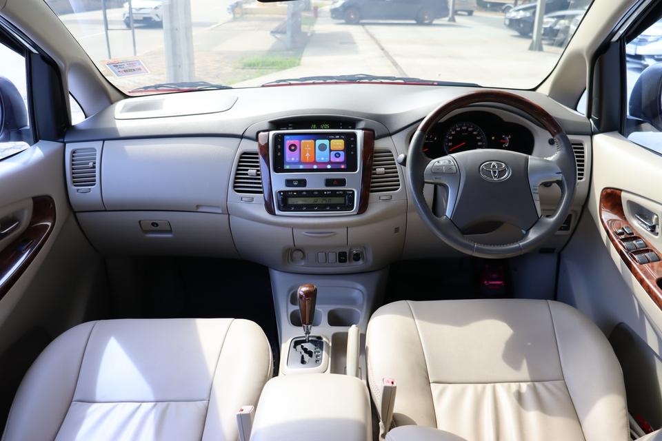 2013 TOYOTA INNOVA 2.0V 10