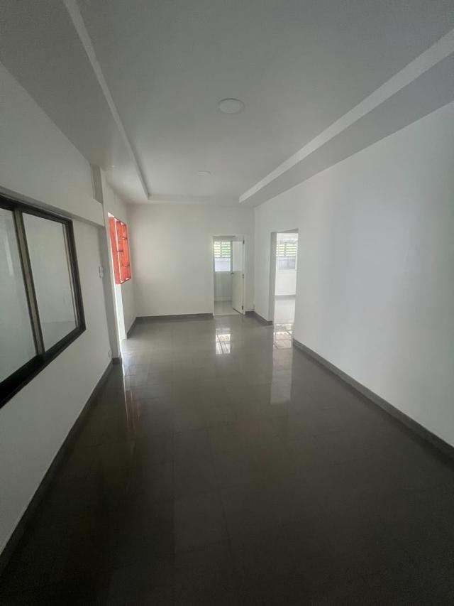 ขาย :บ้านเดี่ยว 1 ชั้น,เนื้อที่ 48 ตรว. หมู่บ้านศรีศุภโชค ถนนรามอินทรา 68 แยก 1  6