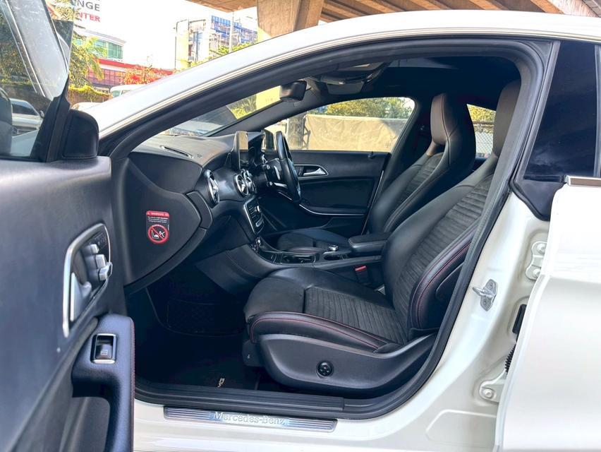 ขายรถ Benz CLA 250 AMG Facelift W117 ปี 2018 สีขาว เกียร์ออโต้ รูปที่ 11