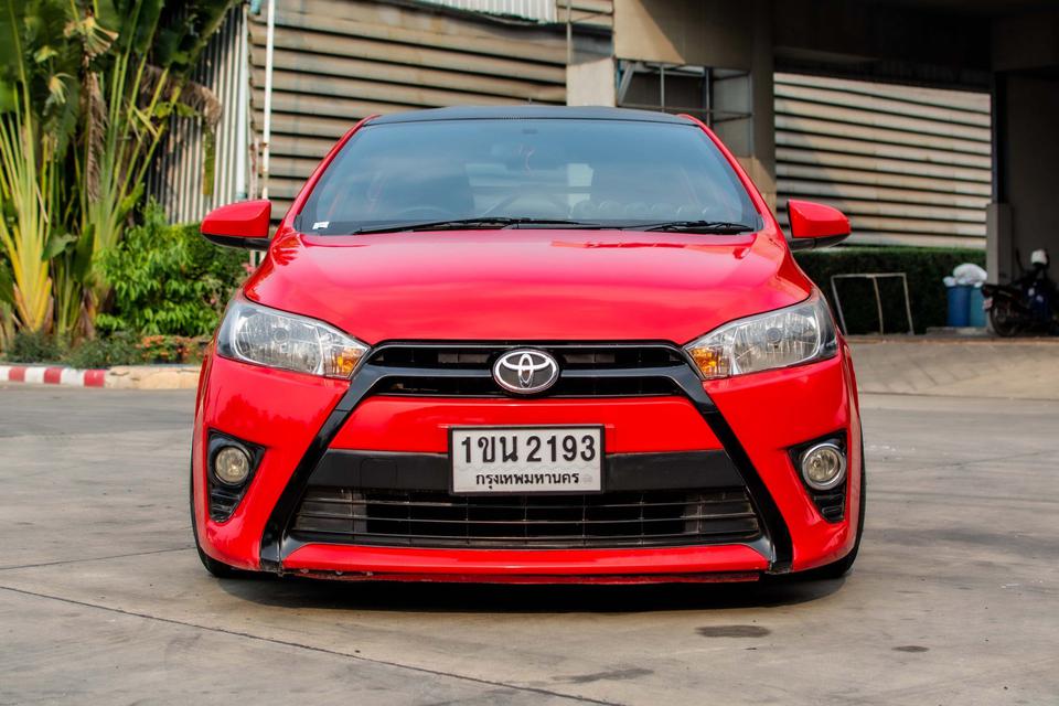 Toyota Yaris 1.2  E Hatchback 2014 4