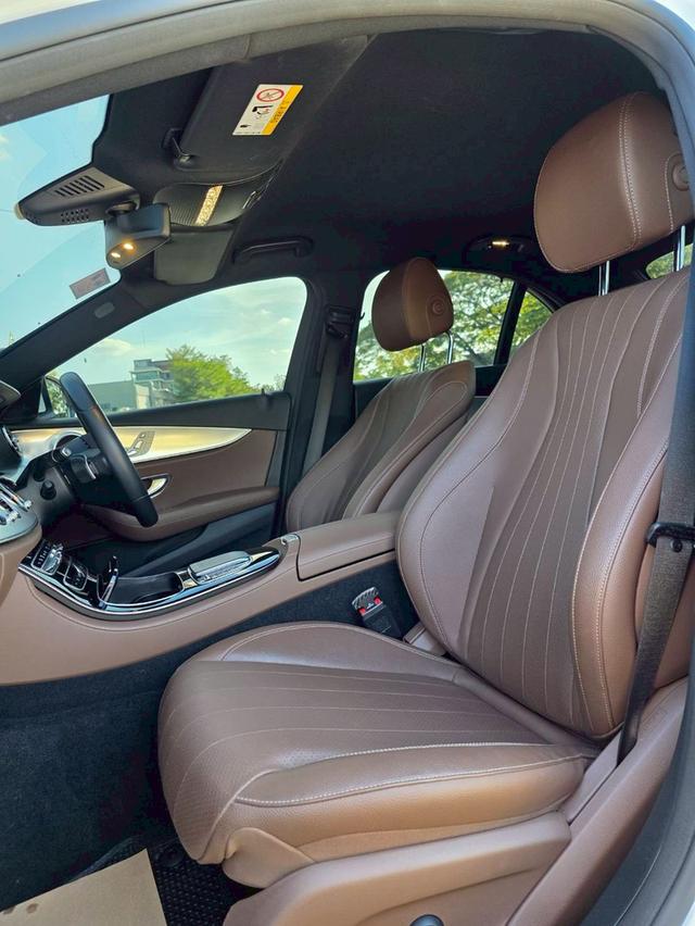 Mercedes-Benz E300e Avantgarde (W213) (Facelift) ปี 2023 สีขาว ไมล์ 50,000 กม. 9