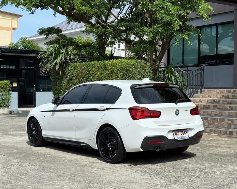 2018 BMW 118I M PERFORMANCE รถมือเดียว 8X,XXX กม รถเข้าศูนย์ตรงระยะ รถไม่เคยมีอุบัติเหตุครับ 6
