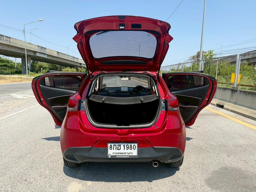 Mazda 2 1.5XD HIGH PLUS L ปี 2019 ท็อปสุด รูปที่ 12