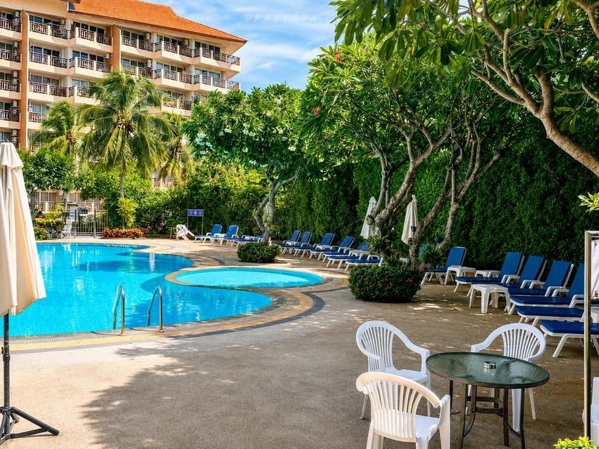 For Rent — 2-Bedroom Condo at Royal Hill Resort, Thappraya RoadSpacious condo for rent at Royal Hill Resort, Building B, located on Thappraya Road. 9