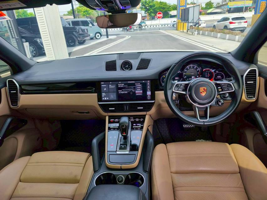 รหัสรถ KPV44 2023 Porsche Cayenne 3.0 E-Hybrid  7