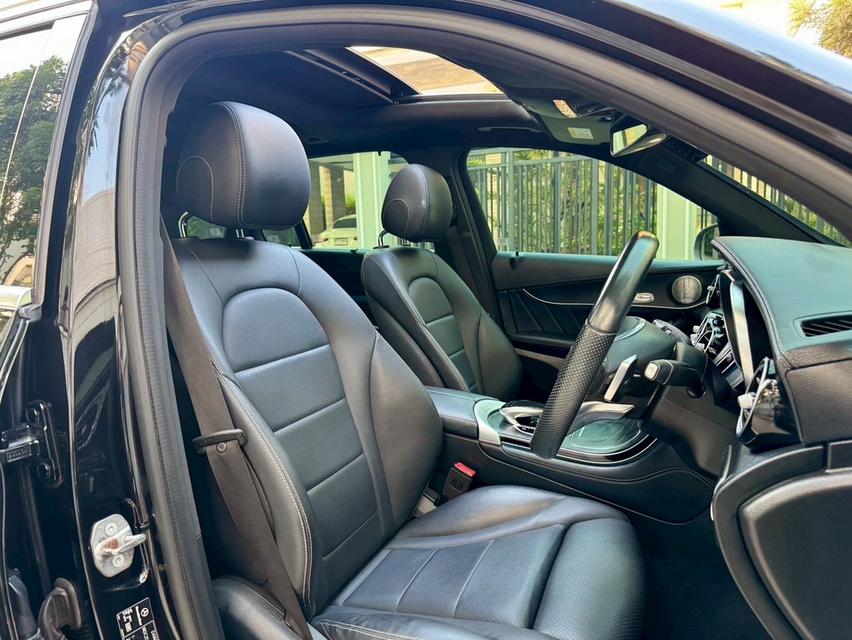 รหัสรถ AVA4828 🏆 Benz GLC250d AMG Dynamic 4matic ปี 2019 Top สุด Facelift รูปที่ 12